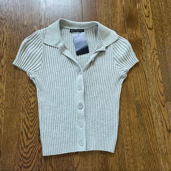 Brandy Melville Tops - NEW Brandy Melville Collared T Shirt